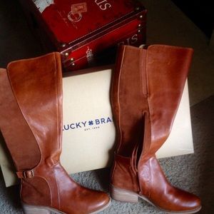 “LUCKY BRAND”KNEE HI, GEN 100% LEATHR & SUEDE Sz10
